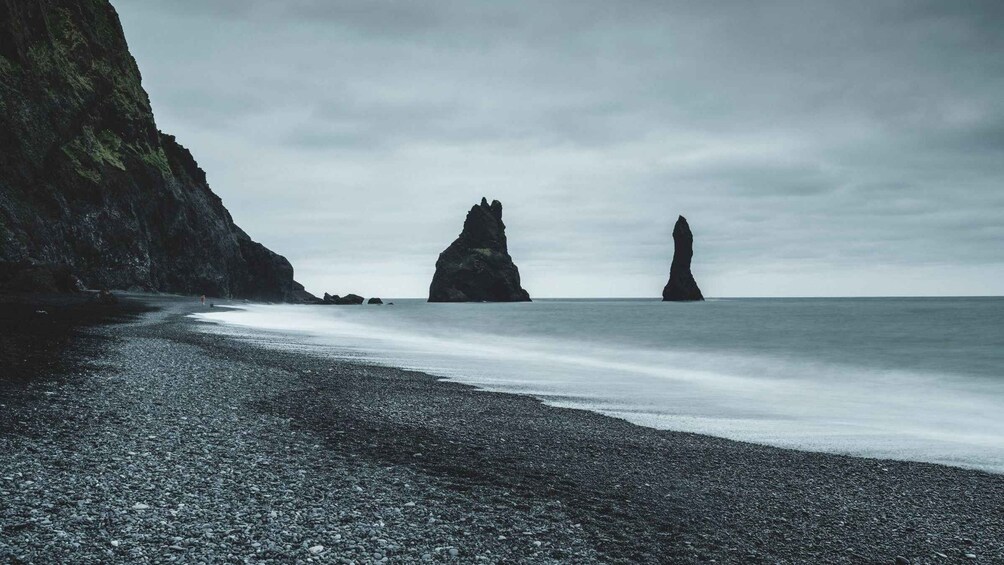 Picture 6 for Activity South Coast of Iceland. Black beach, glaсier, waterfalls...