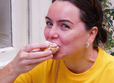 Bordeaux - sweet food tour of the old city