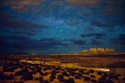 Page: Traditional Navajo Hogan Stay & Antelope Canyon Tour