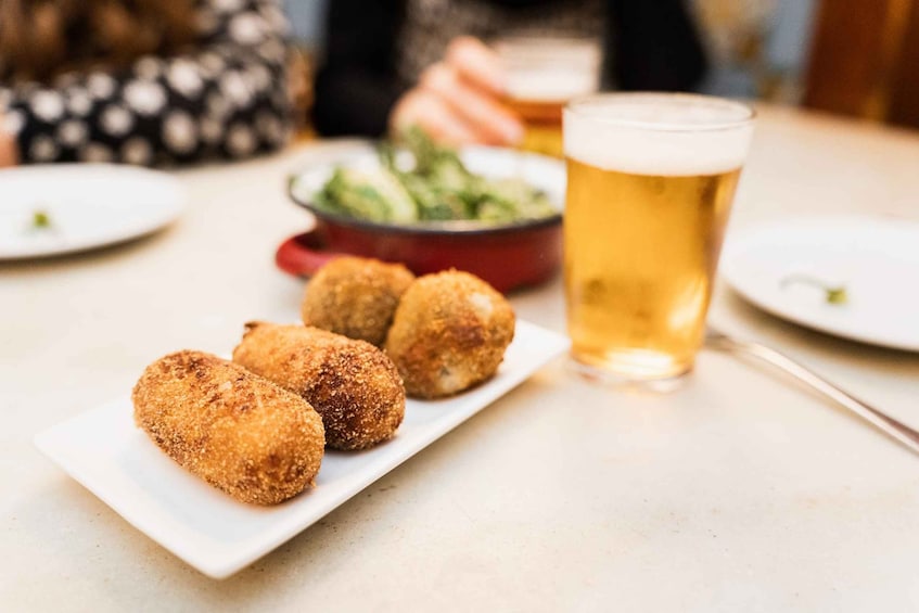 Picture 3 for Activity Seville Food Tour with Tapas & Drinks with a Local