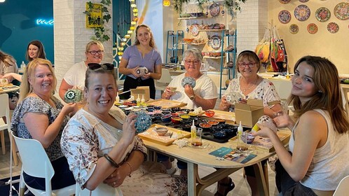 Brisbane: Mosaic Lamp Making Workshop