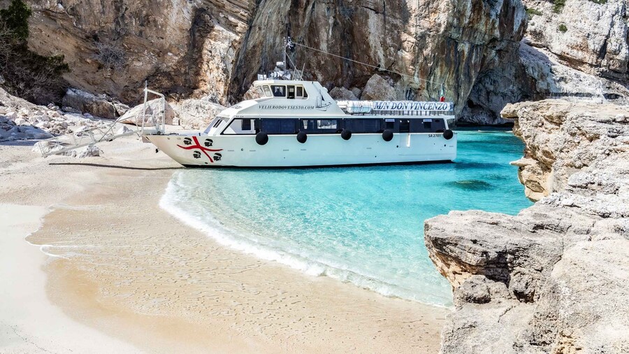 From Cala Gonone: Gulf of Orosei Cruise to Cala Goloritzè