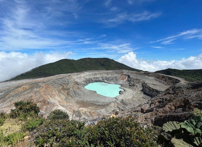 Poás Volcano, Doka Coffee tour & La Paz Waterfalls Gardens