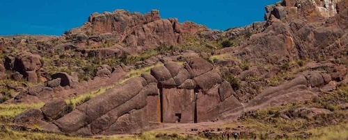 Puno: Day Tour to Chucuito, Aramu Muru and Juli