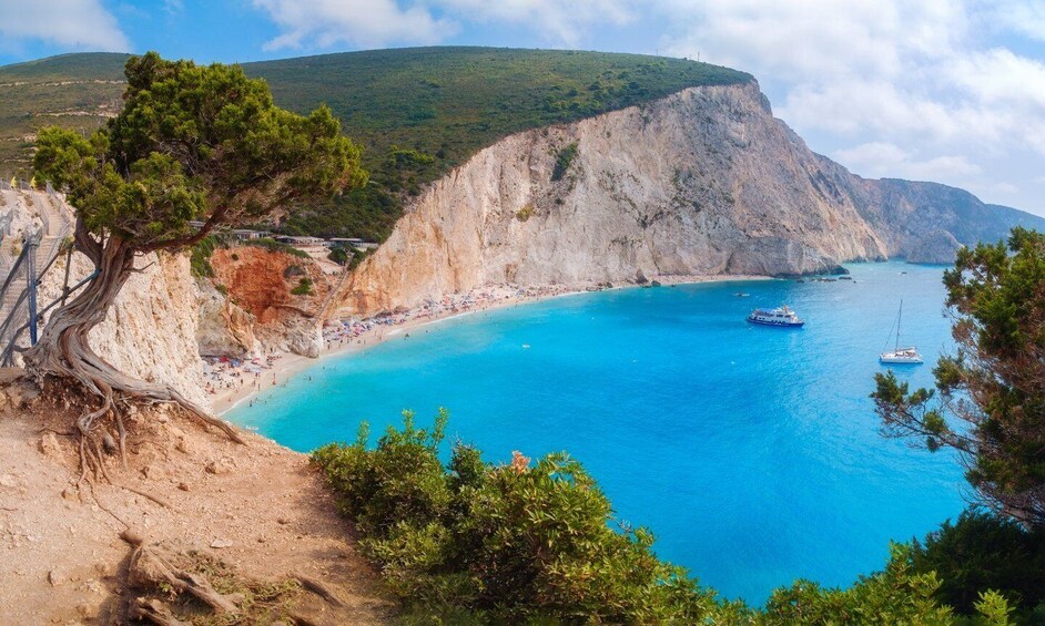 From Parga: Private day tour of Lefkada island by van