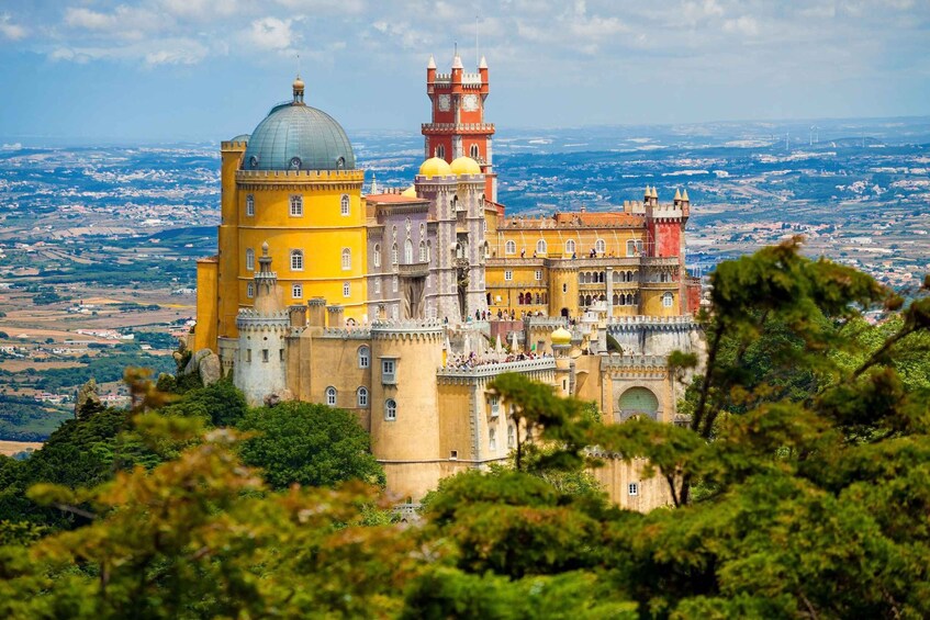 Picture 5 for Activity Sintra : Exclusive Full-Day Monuments Tour