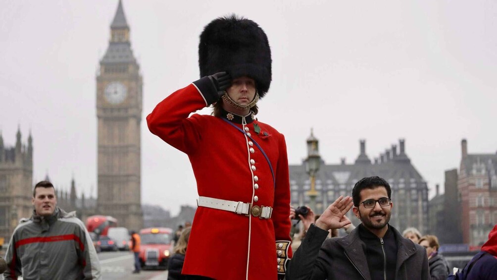 Picture 7 for Activity London: Private tour “From Big Ben to Buckingham”