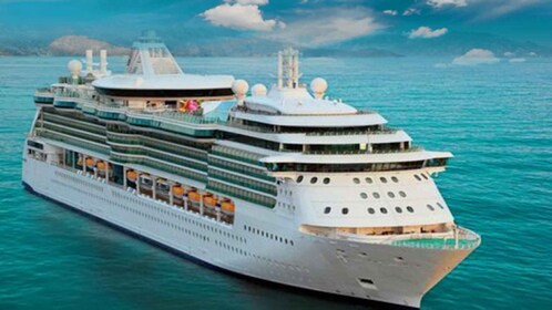 From Semarang Port: Borobudur, Mount Merapi, Prambanan, etc.