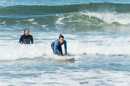 Solana Beach: Private Surf Lesson with Board and Wetsuit