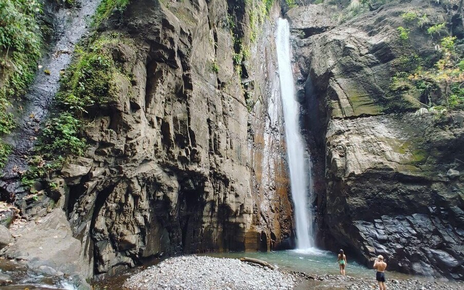 Picture 10 for Activity Tamanique Cascades hike and El Tunco Beach Tour