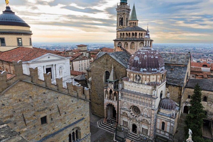 Picture 2 for Activity Bergamo Old Town: Discovery Walk & Reading Walking Tour