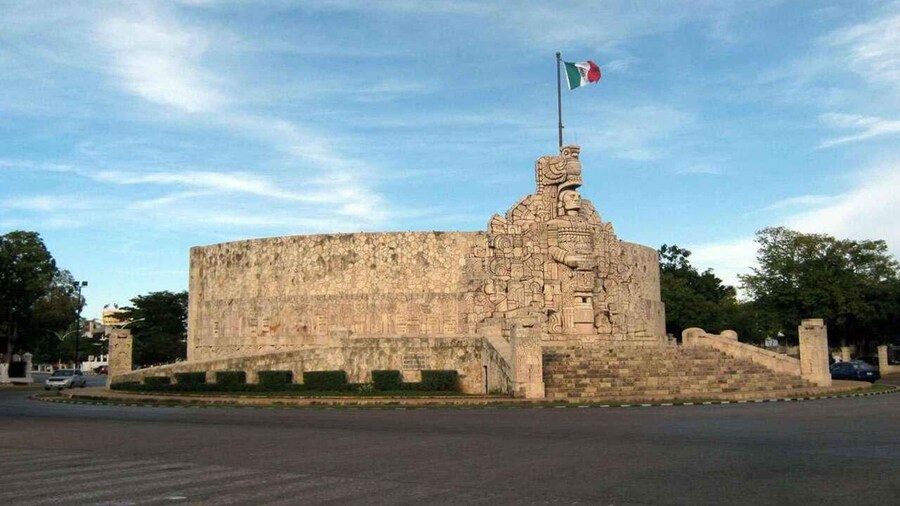 Mérida: City Highlights Guided Walking Tour