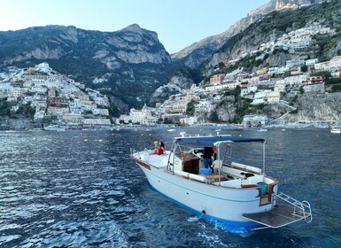 Depuis Positano/Praiano : 1h 30 min Coucher de soleil privé croisière