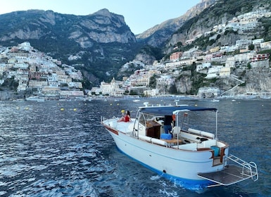 Depuis Positano/Praiano : 1h 30 min Coucher de soleil privé croisière