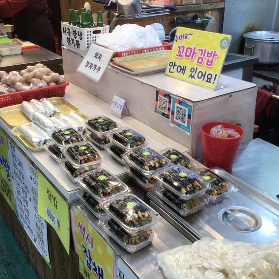 Picture 10 for Activity Seoul Mangwon Market Social Night Food Tour