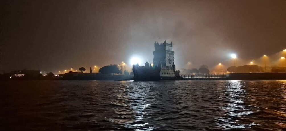 Picture 17 for Activity Lisbon: Tagus River Boat Sunset and Night Champagne Tour