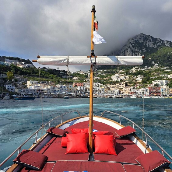 Picture 1 for Activity Full Day Around Island of Capri 6h tours