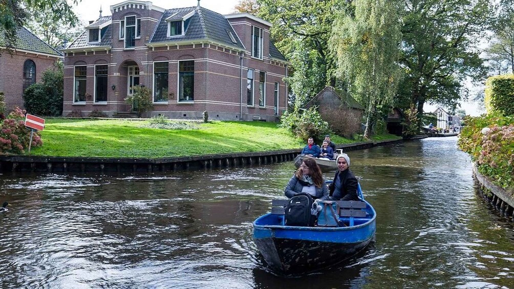 Picture 6 for Activity Amsterdam: Explore Giethoorn in a Private Tour with Driver