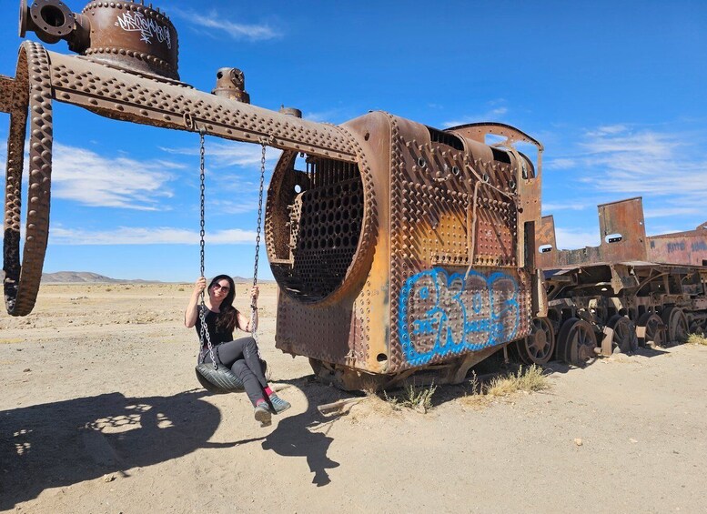 Picture 1 for Activity Uyuni: Private 1 Day Tour - Salt Flats & Isla Incahuasi