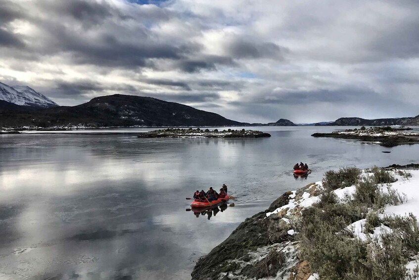 Picture 22 for Activity Ushuaia: Winter Tierra del Fuego Hiking and Canoeing Tour