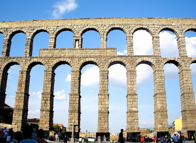 Picture 4 for Activity Segovia - Old Town tour including Castle visit