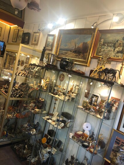 Picture 2 for Activity Paris Flea Market.Private guide (EX antiques dealer)