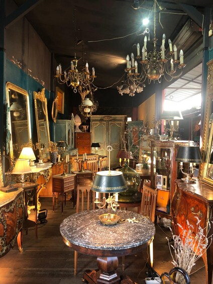 Picture 3 for Activity Paris Flea Market.Private guide (EX antiques dealer)