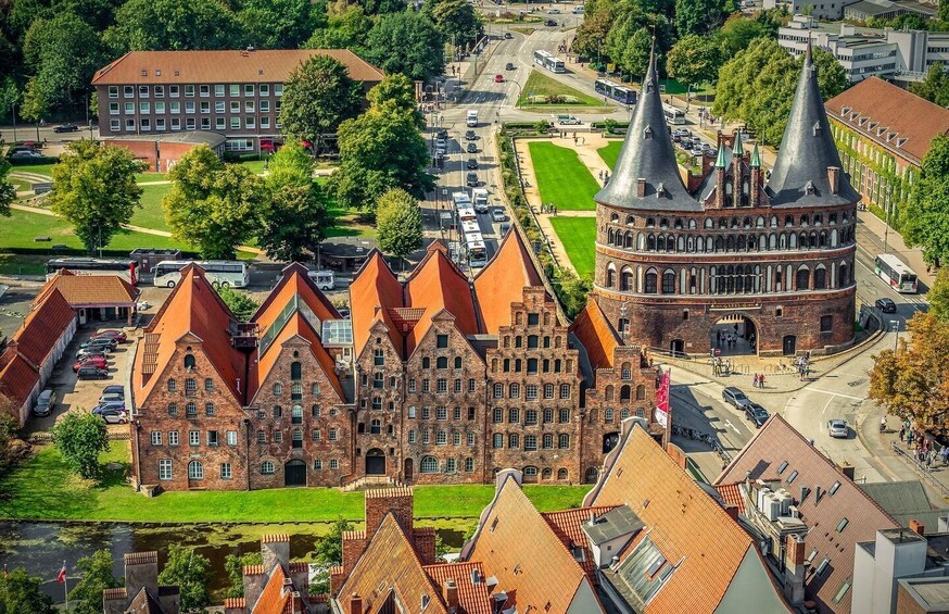 Picture 2 for Activity Lübeck: Private Historical and Architectural Walking Tour