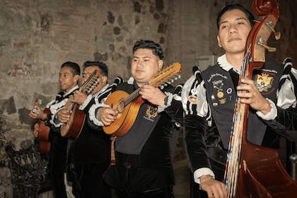 Guanajuato: Caminata nocturna con la Estudiantina