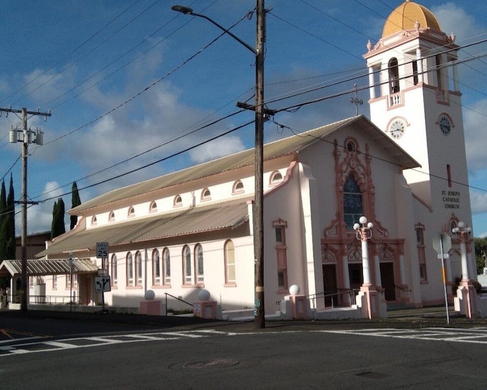 Picture 1 for Activity Hilo: History and Legends Walking Tour with a Smartphone App