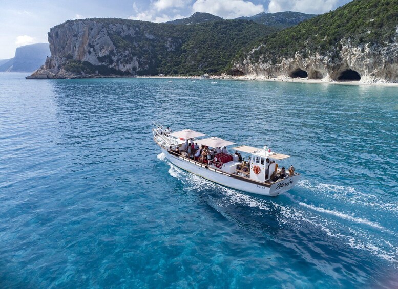 Picture 7 for Activity Cala Gonone: Guided Boat Tour to Cala Luna Beach