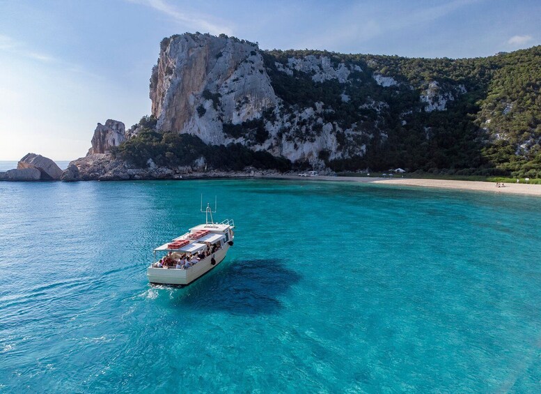 Picture 1 for Activity Cala Gonone: Guided Boat Tour to Cala Luna Beach