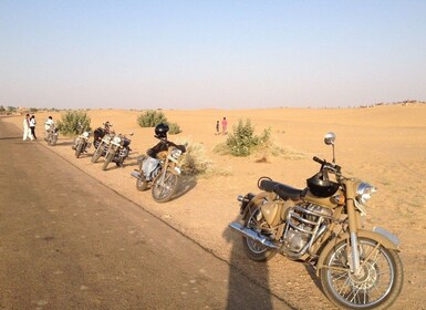 5 jours de moto excursion de Jaipur, Ranthambor et Pushkar.