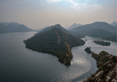 Udaipur: Excursion to Tiger Lake 3 Hours Guided Walking Tour