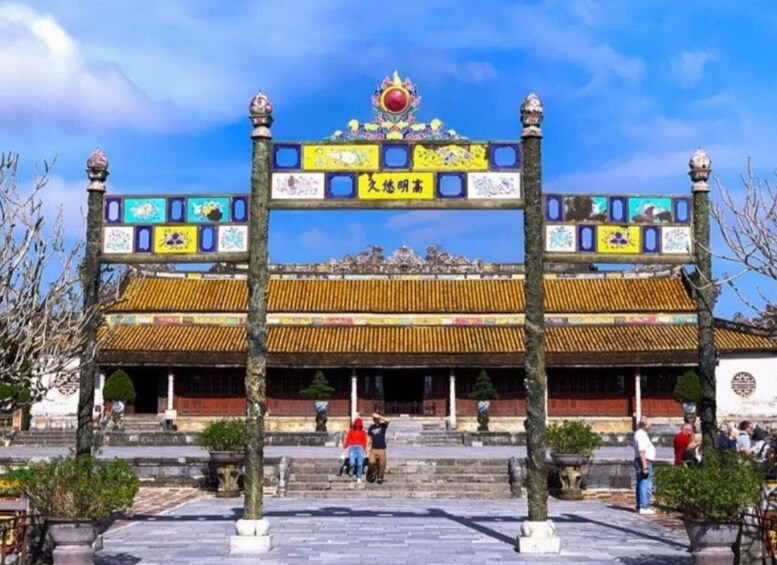 Picture 2 for Activity Hue Private City Tour: Thien Mu Pagoda, Dragon Boat & Craff