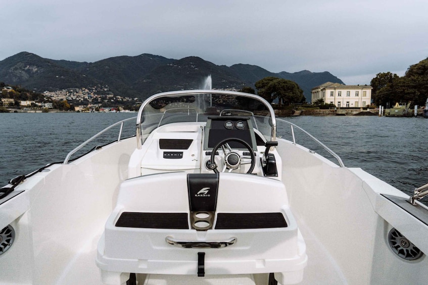 Picture 19 for Activity One Hour Boat Tour Departure Como with Private Captain
