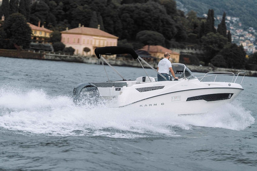 Picture 24 for Activity One Hour Boat Tour Departure Como with Private Captain