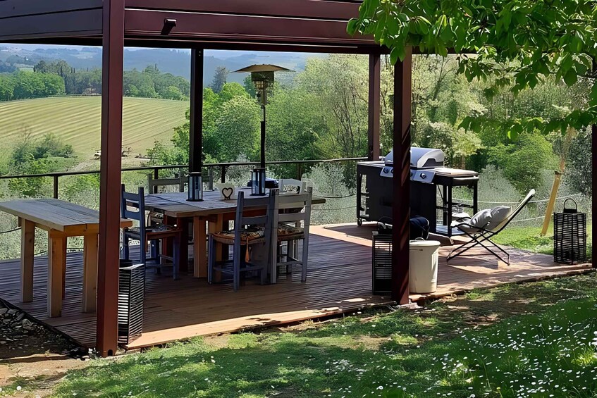 Cooking class on terrace at Fattoria del Chianti with lunch