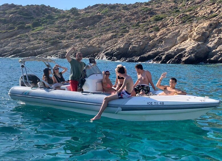 Ios: Early Morning Boat Cruise from Mylopotas