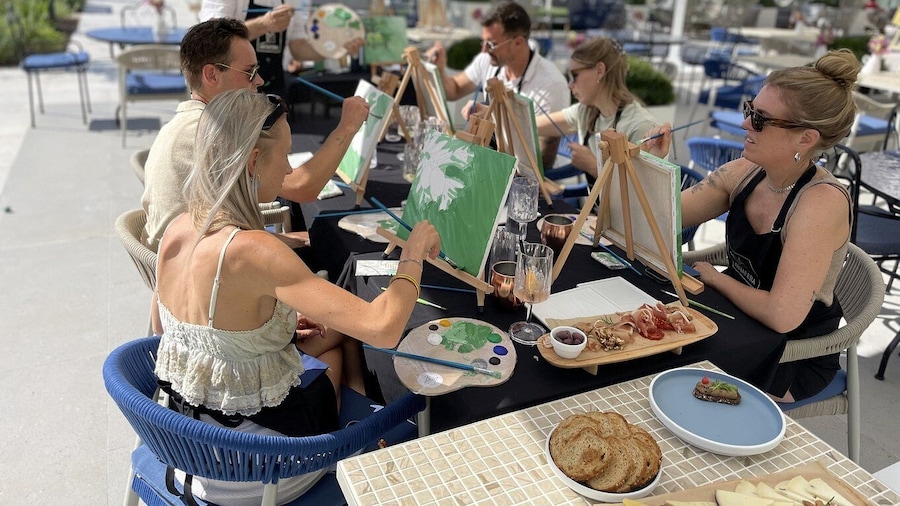 Rovinj: Artafera painting workshops - Paint, wine & more