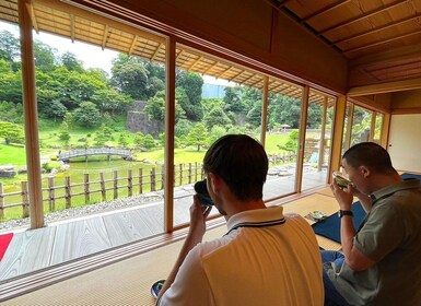 Kanazawa: Samurai, Matcha, Gardens and Geisha Full-Day Tour