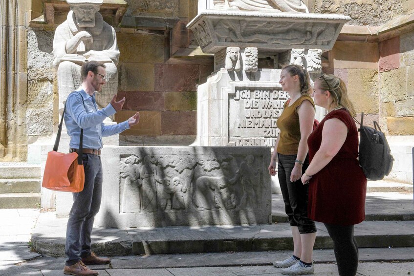 Picture 3 for Activity Stuttgart: entertaining guided tour to old town highlights