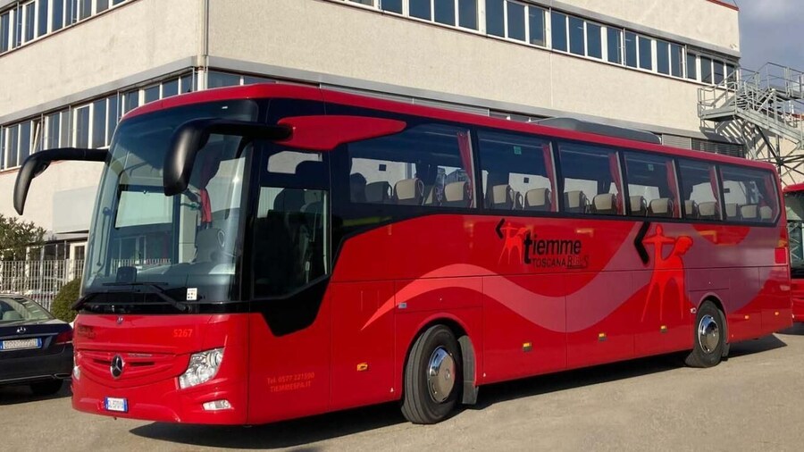 Rome Fiumicino Airport: Shared Transfer to/from Siena by Bus