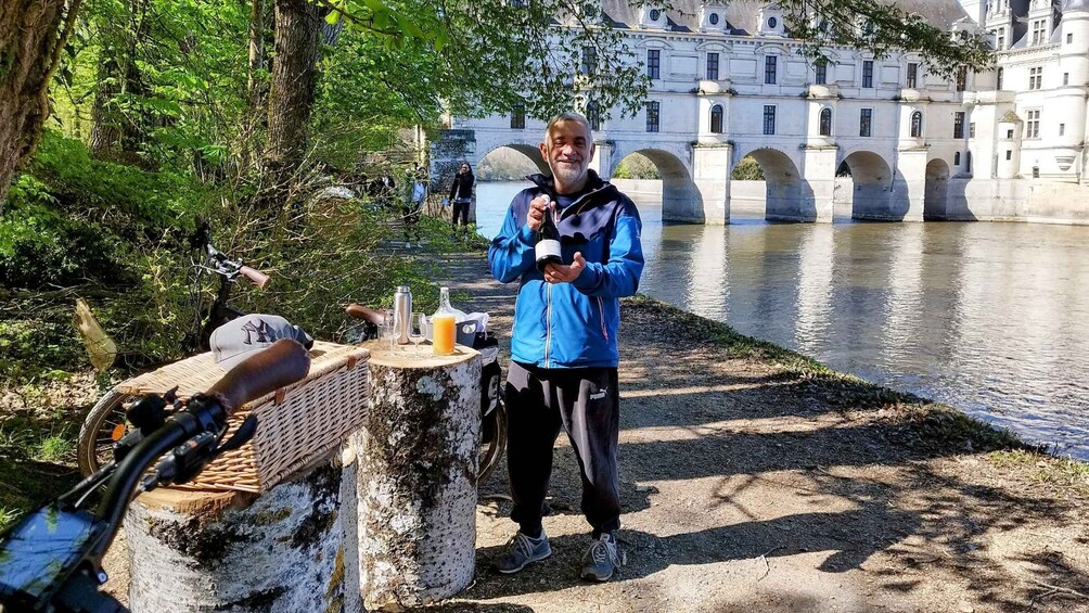 Picture 4 for Activity Chenonceau: guided ebike ride and wine & cheese picnic lunch