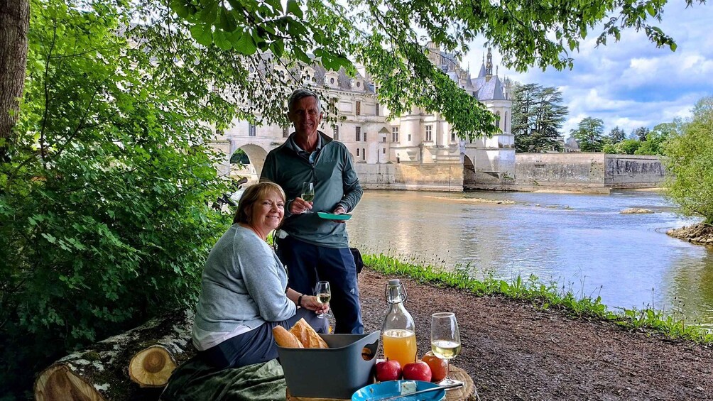 Picture 2 for Activity Chenonceau: guided ebike ride and wine & cheese picnic lunch