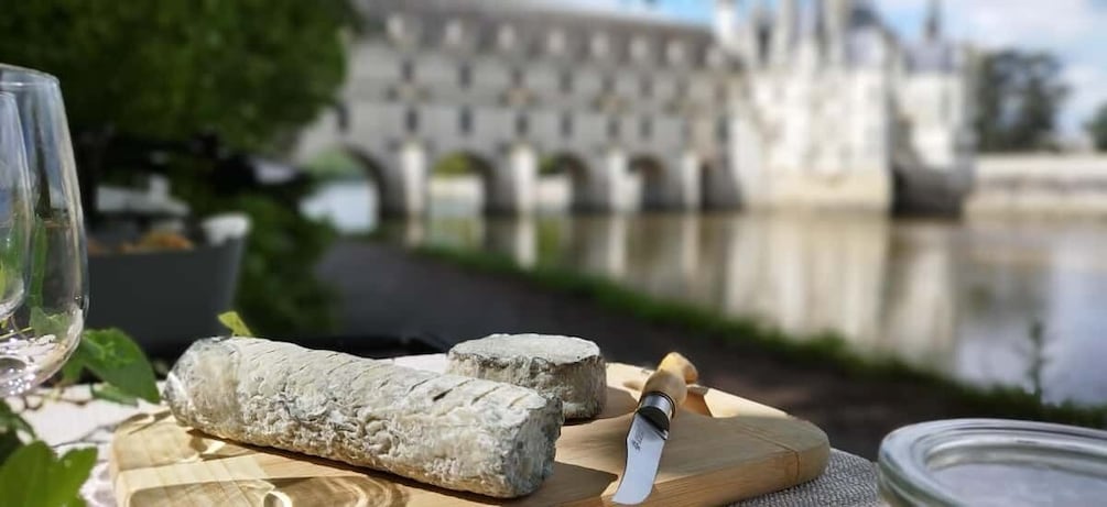 Picture 13 for Activity Chenonceau: guided ebike ride and wine & cheese picnic lunch