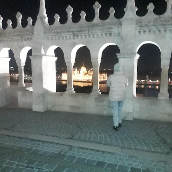 Picture 4 for Activity Budapest: Evening Castle Hill Tour with Fishermen's Bastion