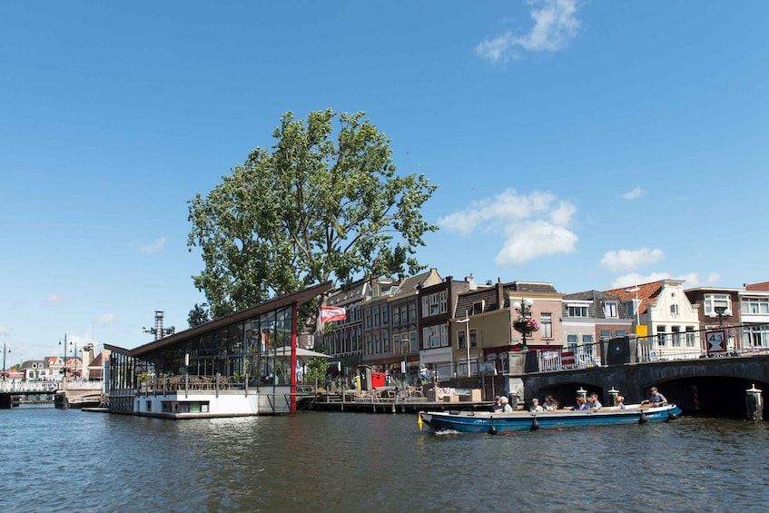 Picture 6 for Activity Leiden: Guided City Canal Cruise