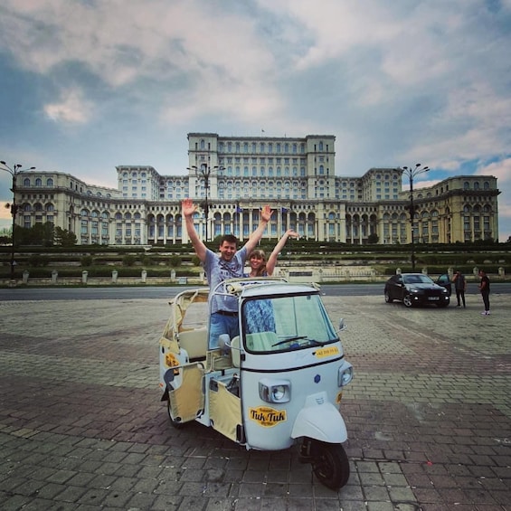 Picture 11 for Activity Bucharest: Tuk Tuk Romantic Tour with miniBAR