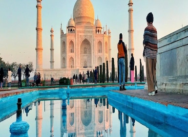 Private Sunset Taj Mahal Tour From Delhi